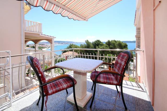 Villa Rosanda Apartments Trogir Exterior photo